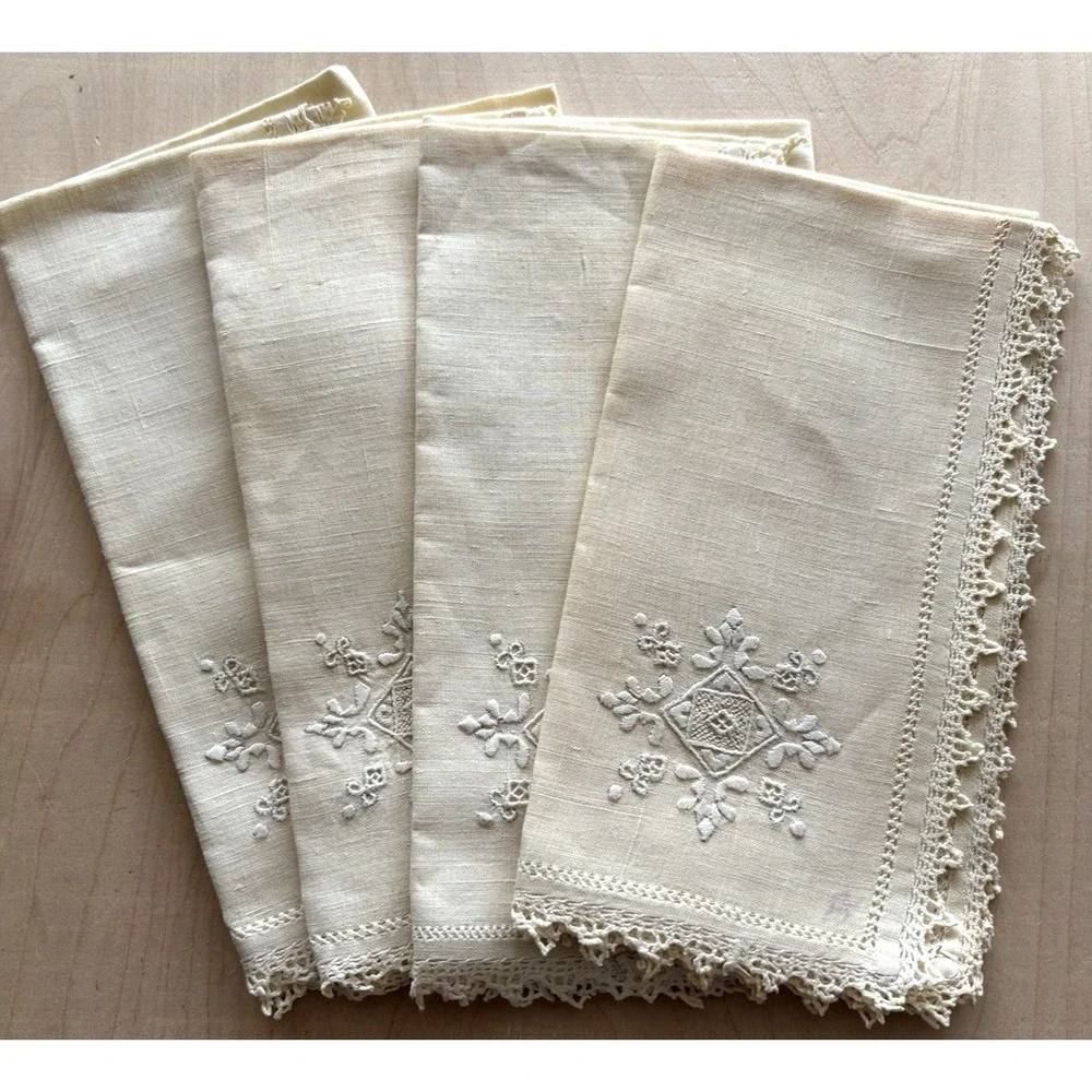Vintage Cotton Linen Napkin LOT of 4 Embroidered Crochet Lace Edging 16